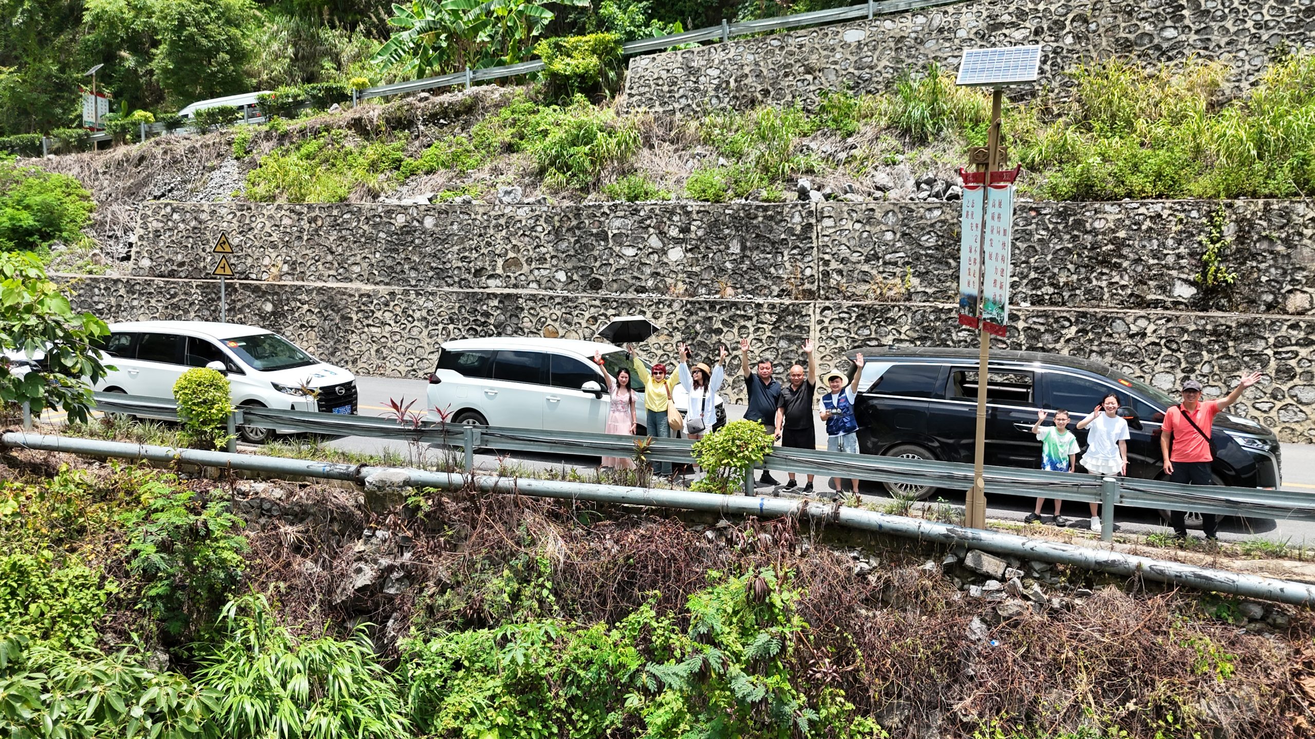 Tour Trung quốc cho gia đình tại Caravan Chất Trai-nghiem-xe-Trung-Quoc-cung-Caravan-Chat