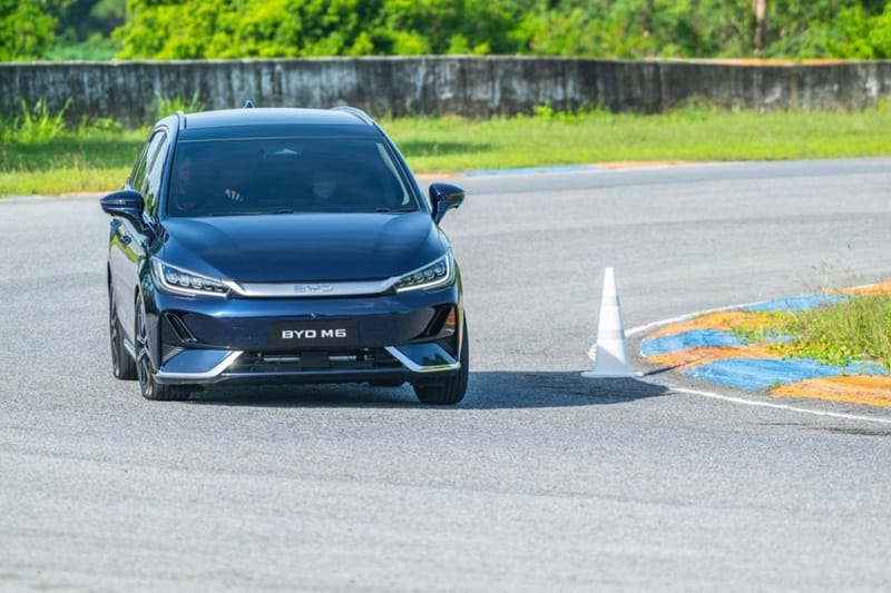 Byd-caravan-m6 Byd-caravan-m6