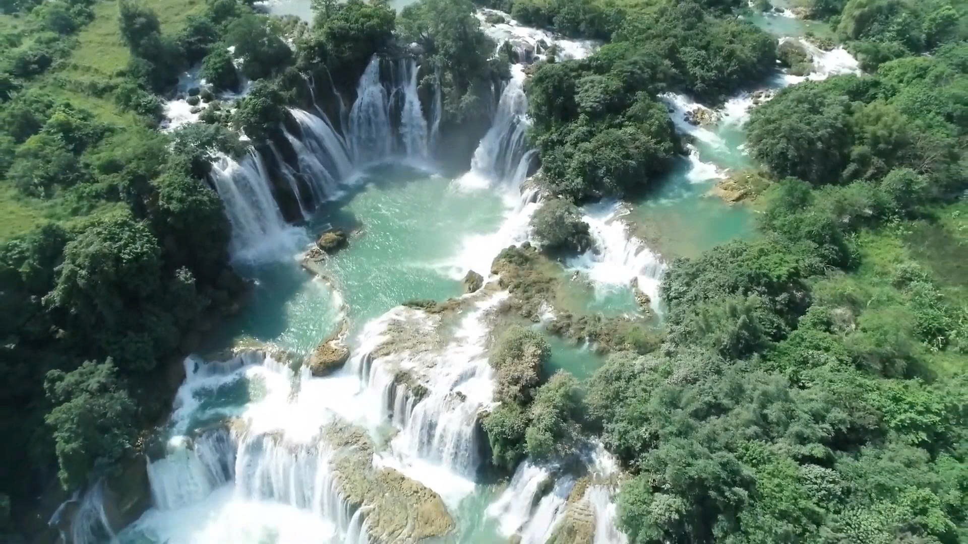 cach-dat-tour-caravan-chat-anh-minh-hoa-2