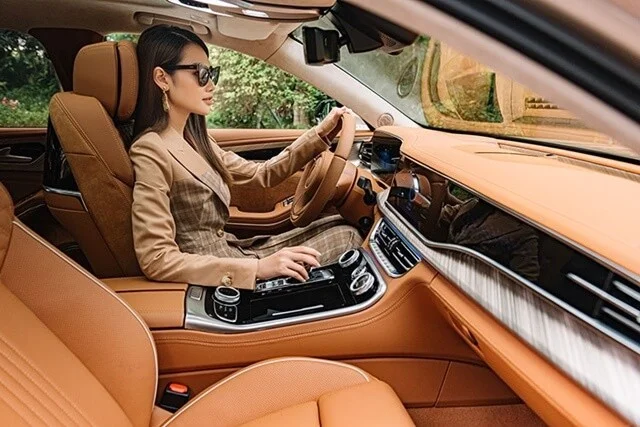 Trải nghiệm xe Hongqi (ảnh minh họa) trai-nghiem-xe-Hongqi