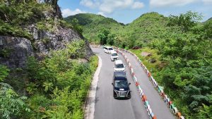 tour-lai-thu-xe-Trung-Quoc-Caravan-Chat