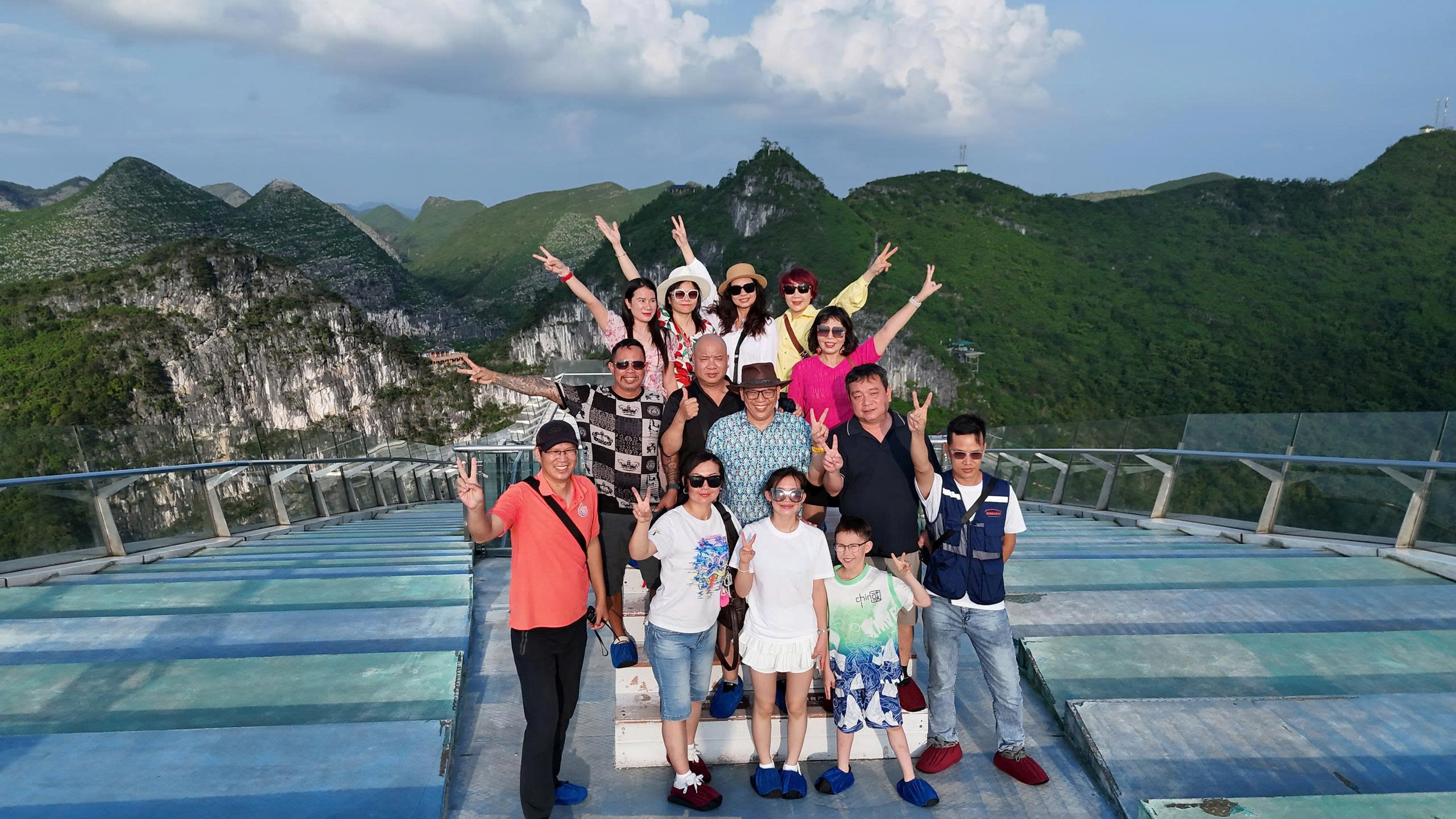 Du lịch caravan kết nối cộng đồng du-lich-caravan-ket-noi-cong-dong